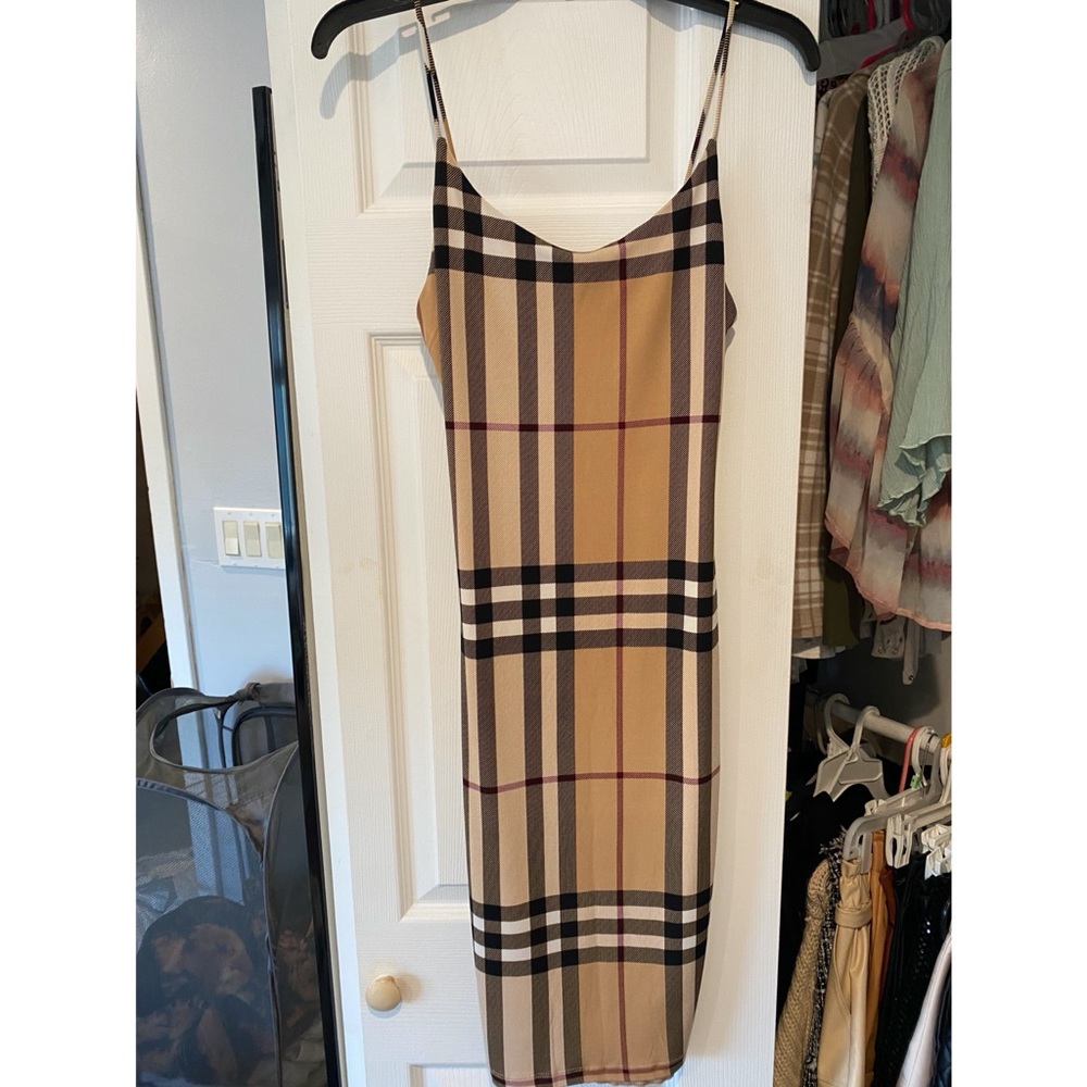 Cute Windsor dress gently used size small